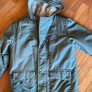 Warm youth Patagonia coat! Perfect condition other than zipper